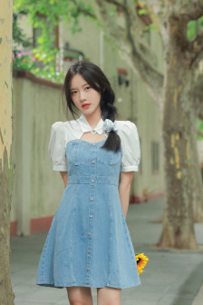 俏皮小花仙